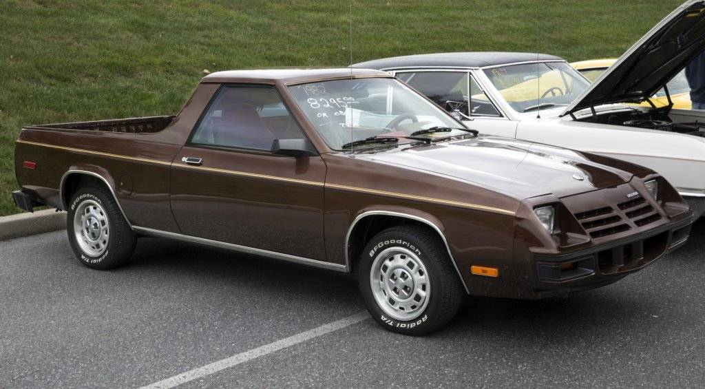 1982_Dodge_Rampage_pickup_at_2019_AACA_Hershey_meet_8of7.jpg