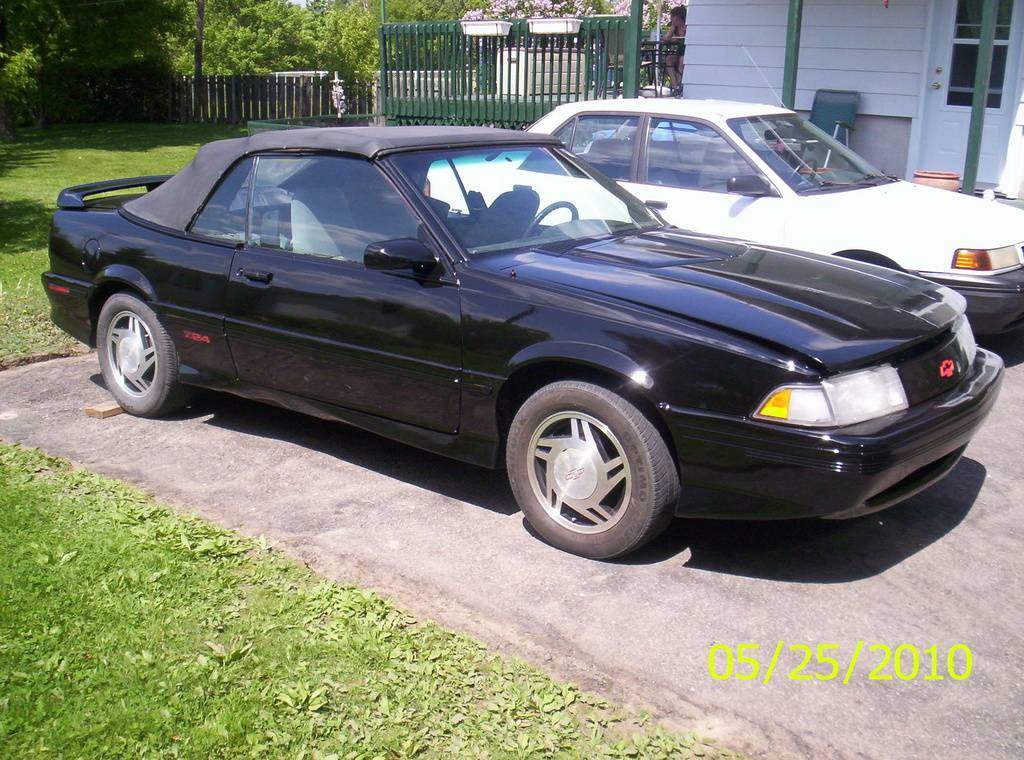 1992_chevrolet_cavalier_2_dr_z24_convertible-pic-6355797858157240980.jpg