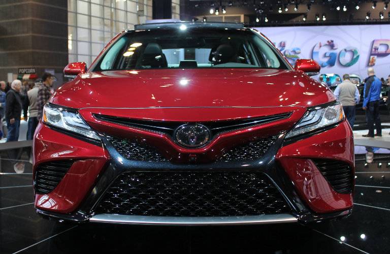 2018-Toyota-Camry-Chicago-Auto-Show-front-end-design_df.jpg