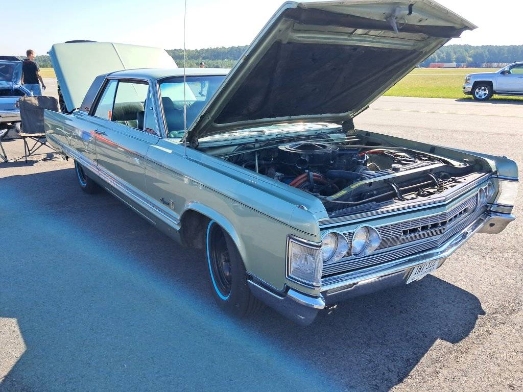 20250920_103352 1967 Imp Crowne Coupe.jpg