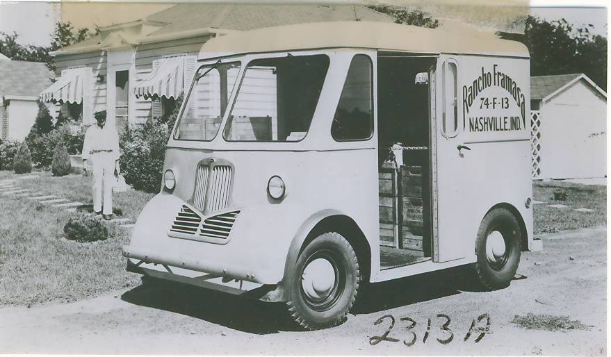 2313-A-delivery-van-21Nov45.jpg