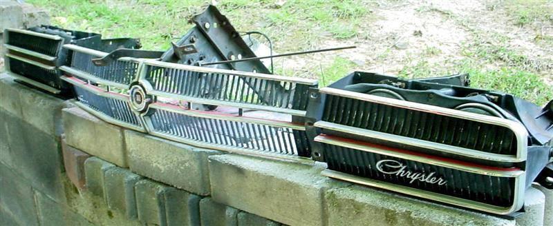 300 grille left (Medium).JPG