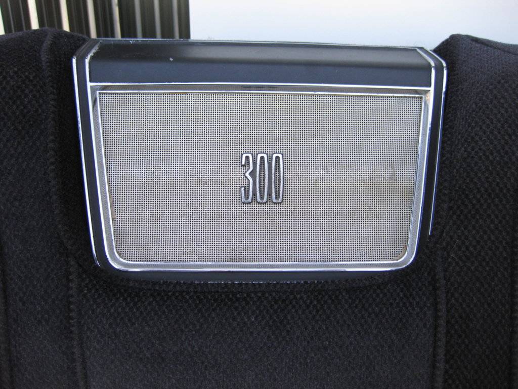 300 parts for sale 804.JPG