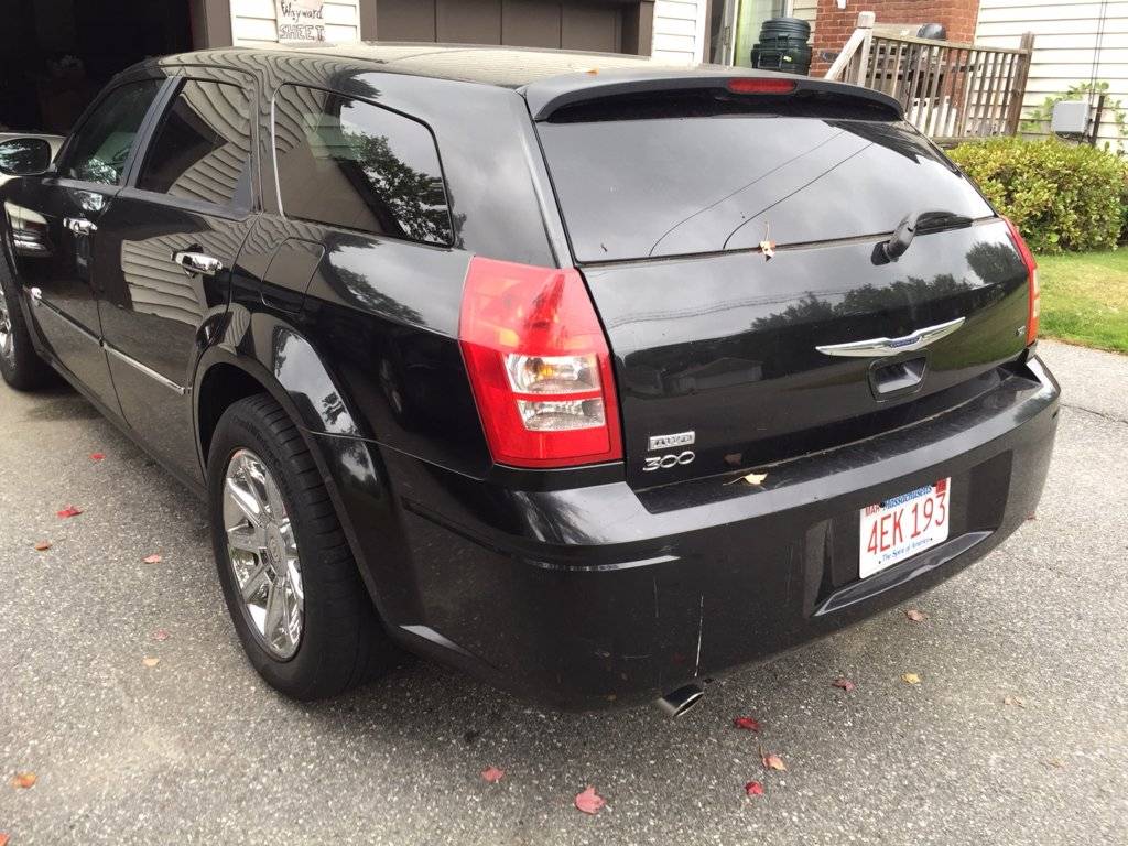 300C wagon rear.JPG