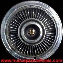 338_Chrysler_Imperial_hubcap.jpg