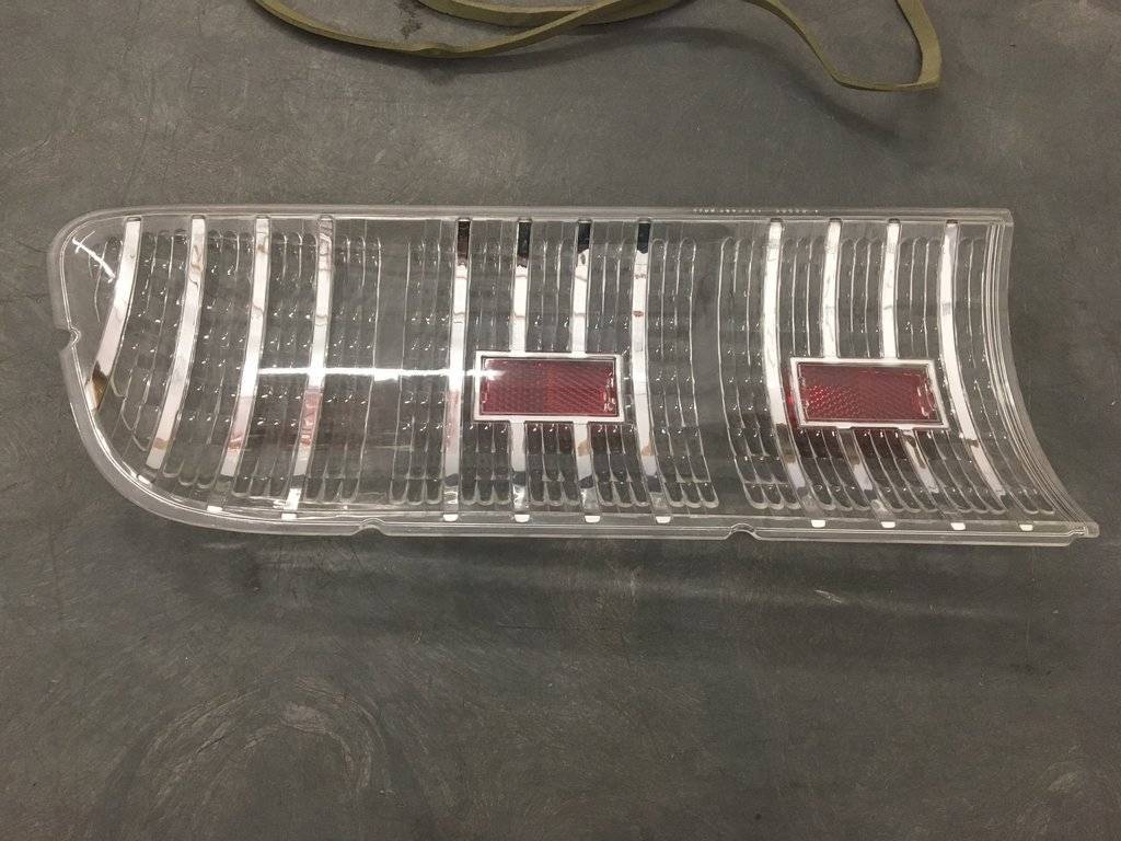 65 chry clear lens .jpg