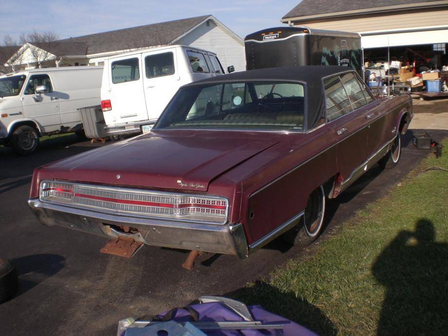 68 chrysler 019.jpg