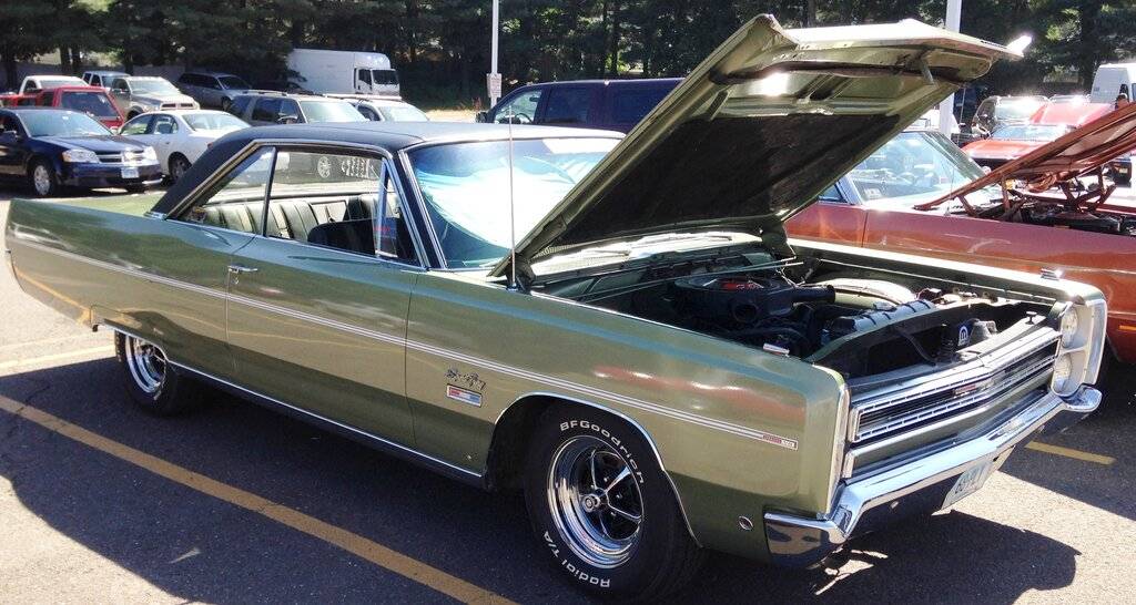 68 Green Sport Fury Right Front.jpg