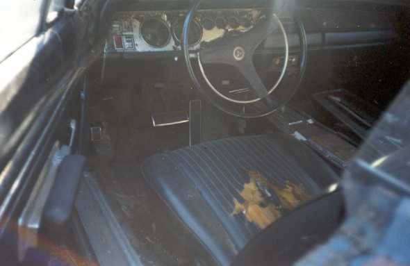 69 CORONET RT HARD TOP INTERIOR.jpg