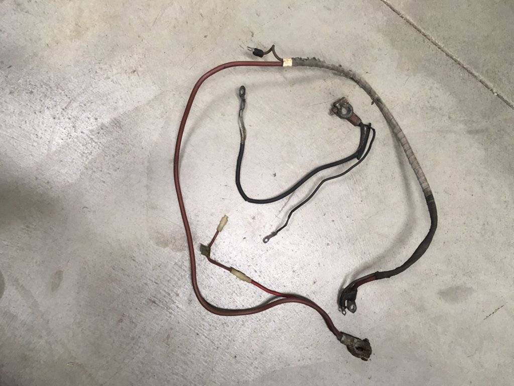 71 Chrysler 300 battery cables.jpg