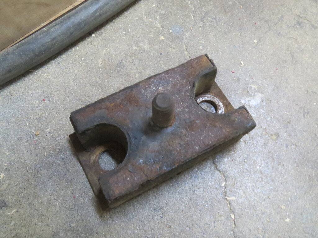 SOLD - ‘62-‘66 Imperial transmission mount | For C Bodies Only Classic ...