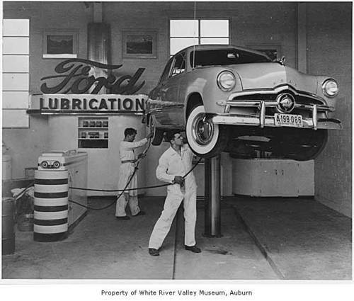 9a4cf7cc36ccd4cc54fad8513ca09673--album-vintage-old-gas-stations.jpg