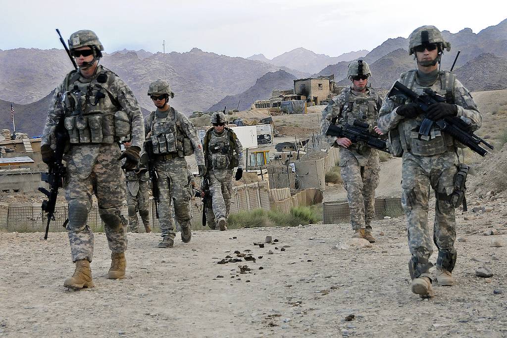 Afghanistan_-_American_Soldiers_FOB_Baylough.jpg