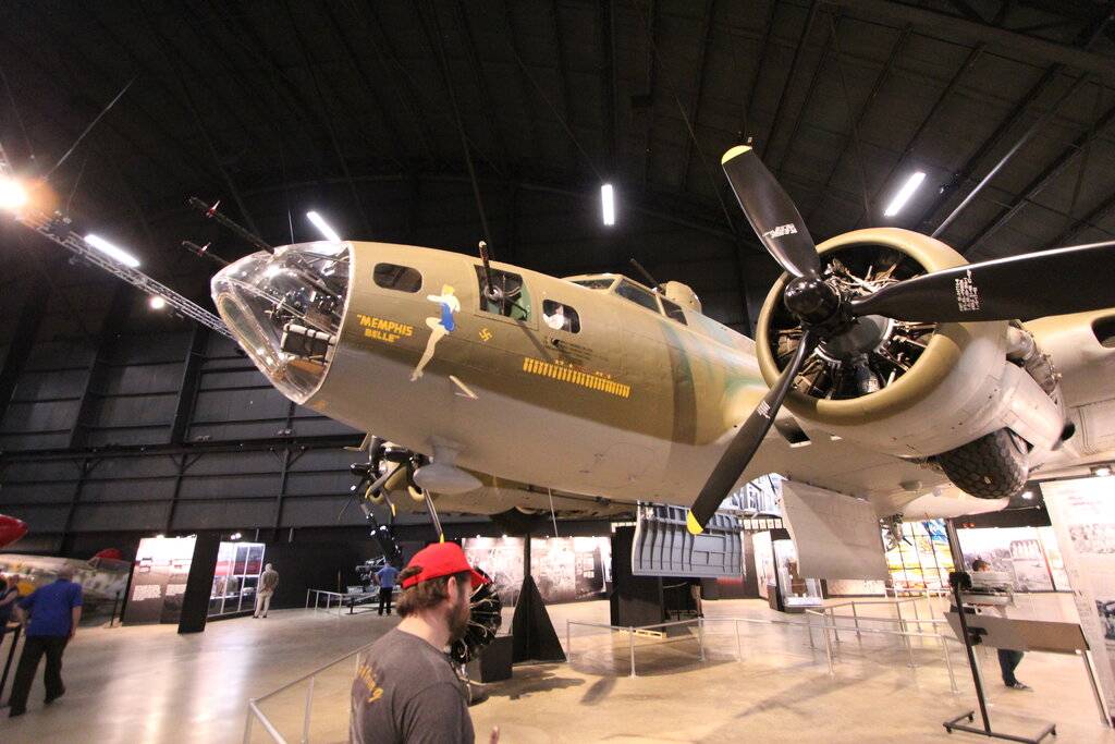 B17_Memphis_Belle_IMG_7311.JPG