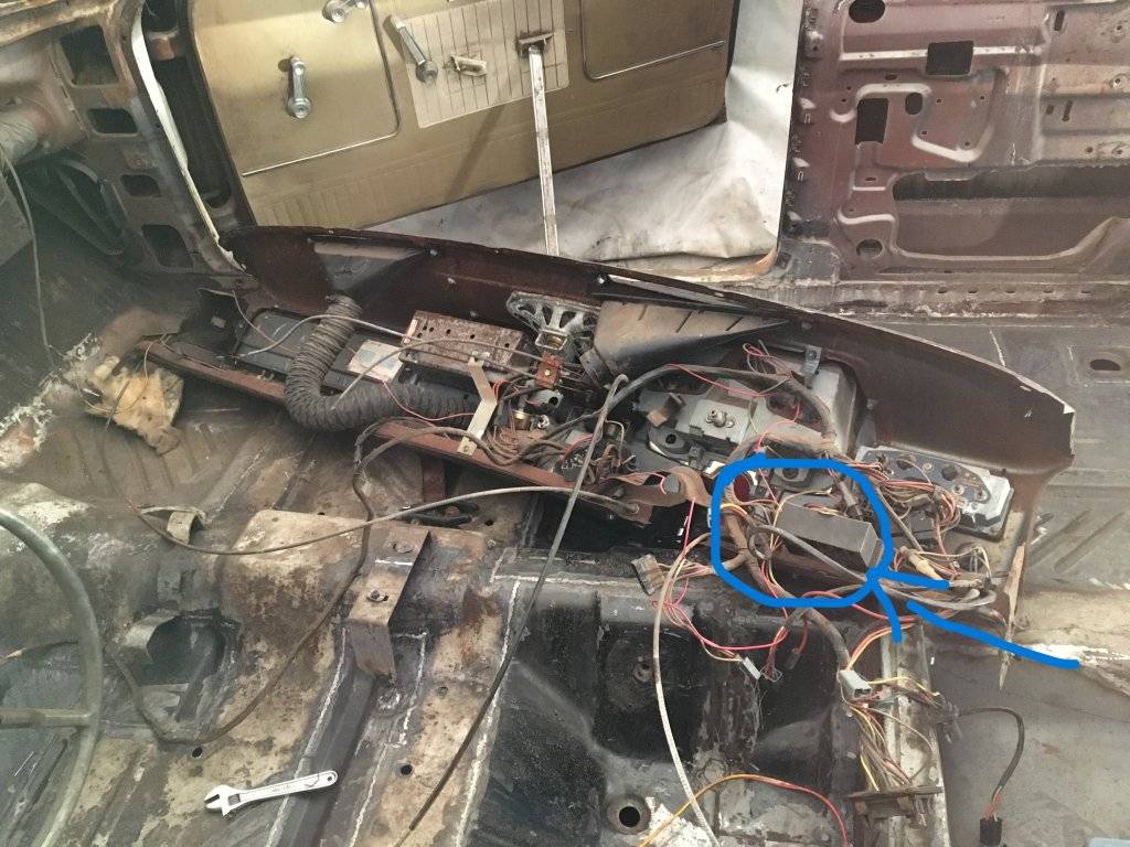 behind dash frame.JPG