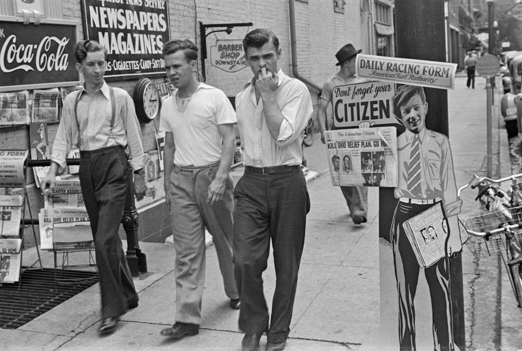 Ben+Shahn+-+Main+street,+Lancaster,+Ohio,+1938.jpg