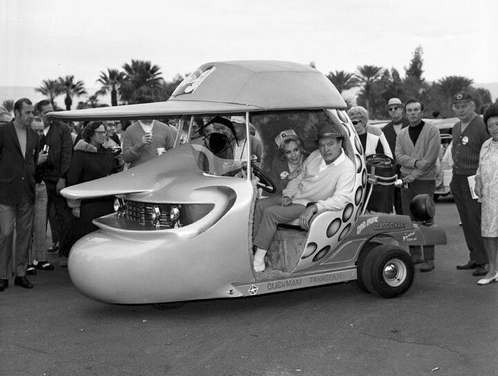 Bob Hopes Custom Golf Cart Created By George Barris In 1970b.jpg