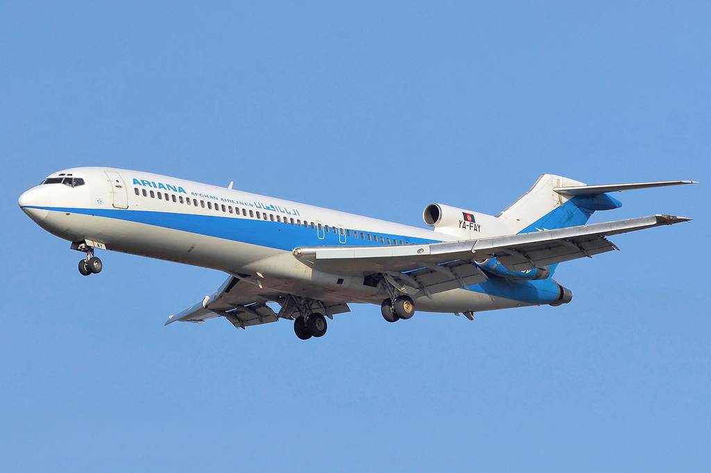 Boeing_727-228-Adv%2C_Ariana_Afghan_Airlines_AN1450645.jpg