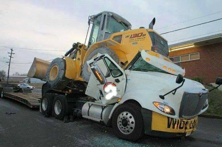 cb7e7a3734de8f68cbd75cb5a033e092--heavy-equipment-fails.jpg