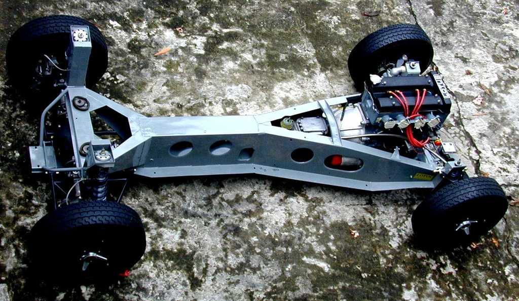 chassis%20whole%20top%20rear.jpg