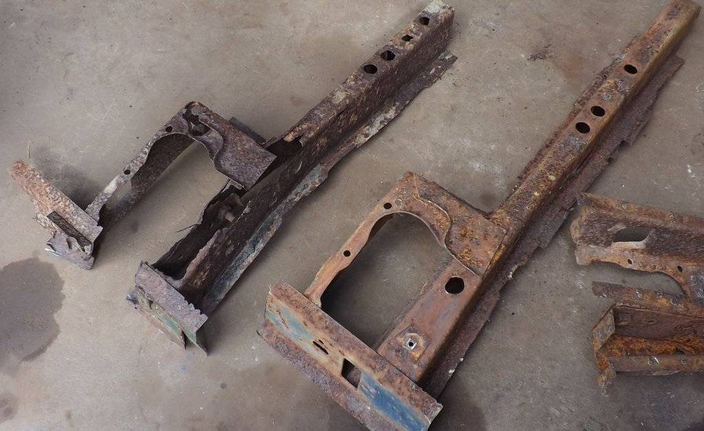 chassis rail comparison.jpg