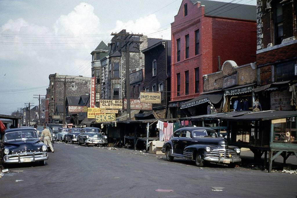 chicago-1953-kodachrome-maxwell-street_wrigley-field-4.jpg