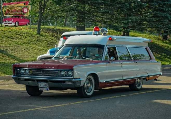 Chrysler.Ambulance.jpg