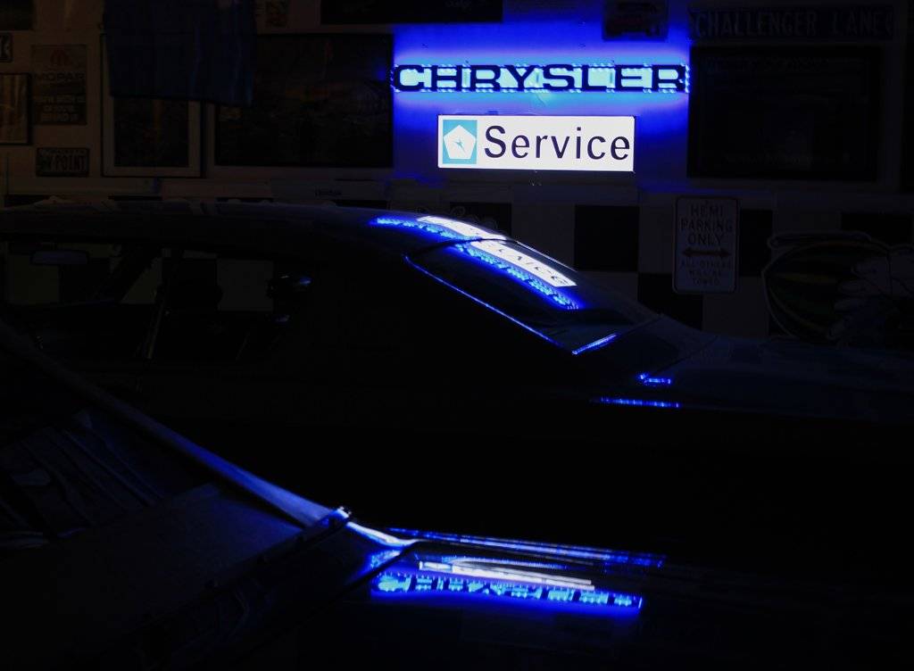 chrysler sign11.JPG