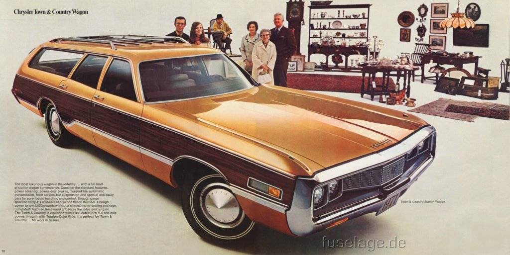 chrysler-town-country-1971-1.jpg