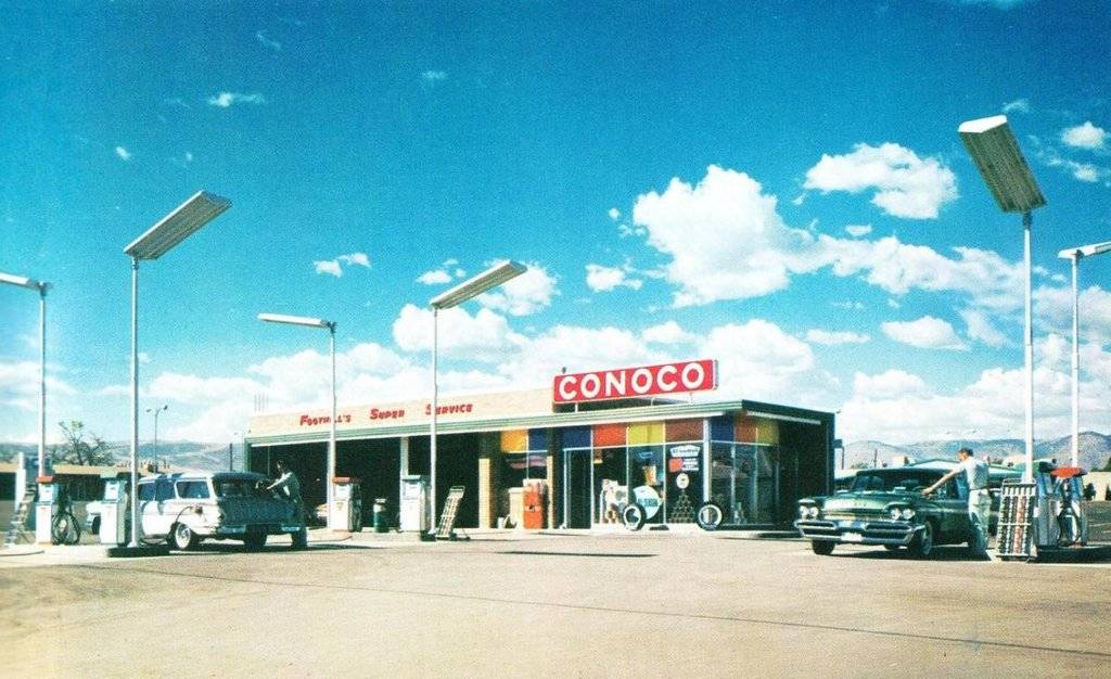 conoco-1960-pleasantfamilyshopping-jpg.jpg