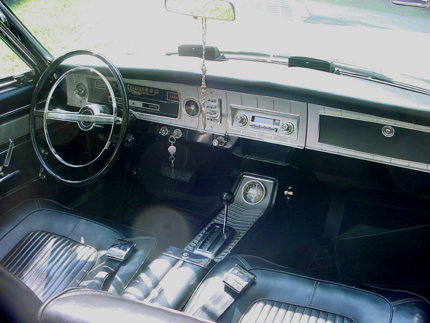 coronet 2011 dash (Large).jpg