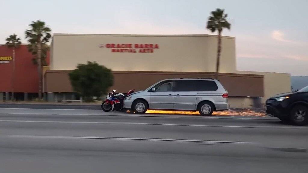 Crazy People VS Bikers Ep. 3  RoadRage_00_00_09_10.cut.jpg