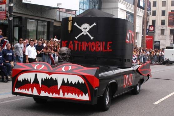 deathmobile-556x371.jpg