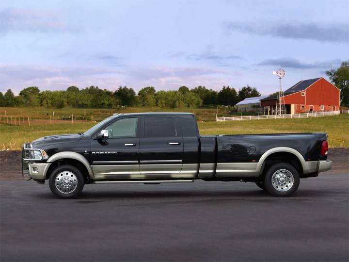 Dodge-Ram-Long-Hauler-Concept-1-720x540.jpg