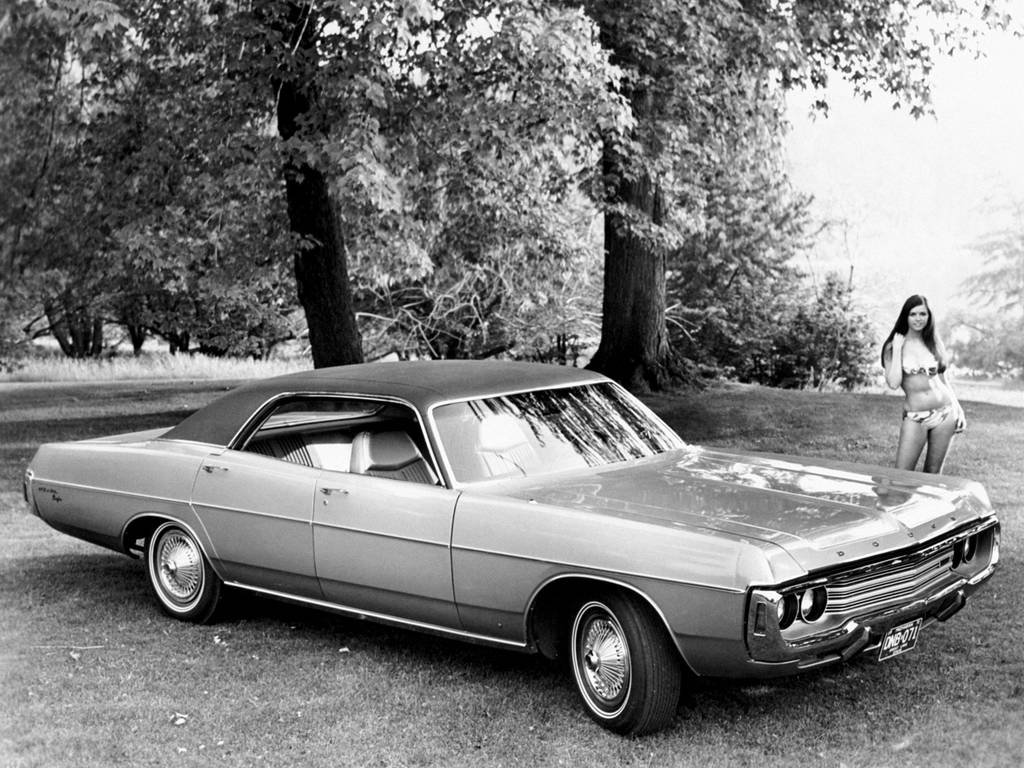 dodge_polara_brougham_hardtop_sedan_2.jpg