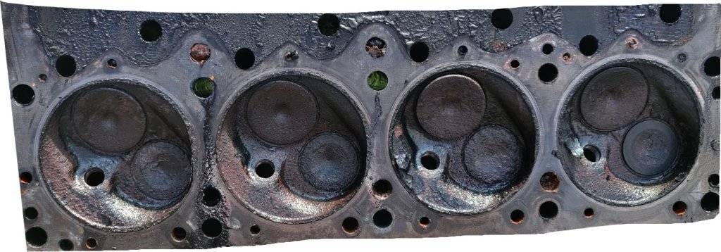 Driver side cylinder head.jpg