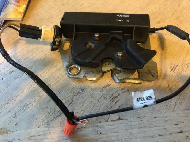 electric trunk release 4 sale1.jpeg