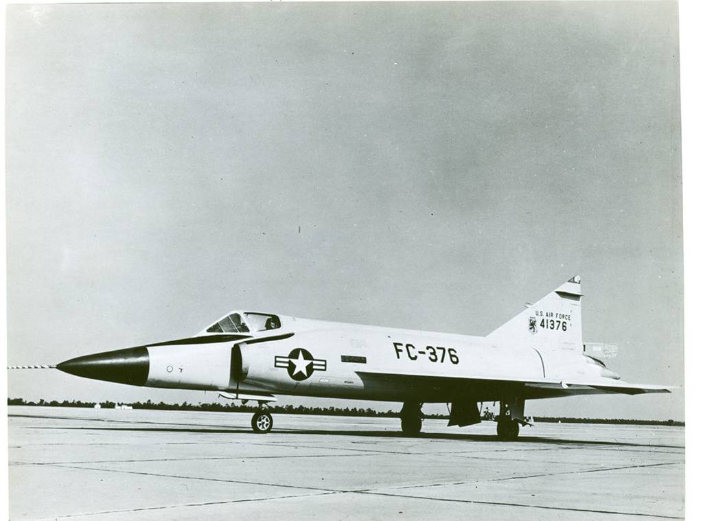 F-102.jpg