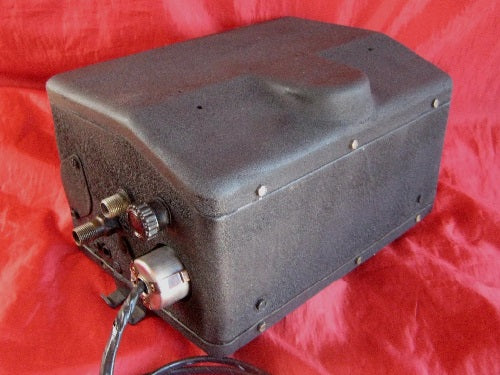 Ford_1936_radio_Philco_FT9.jpg