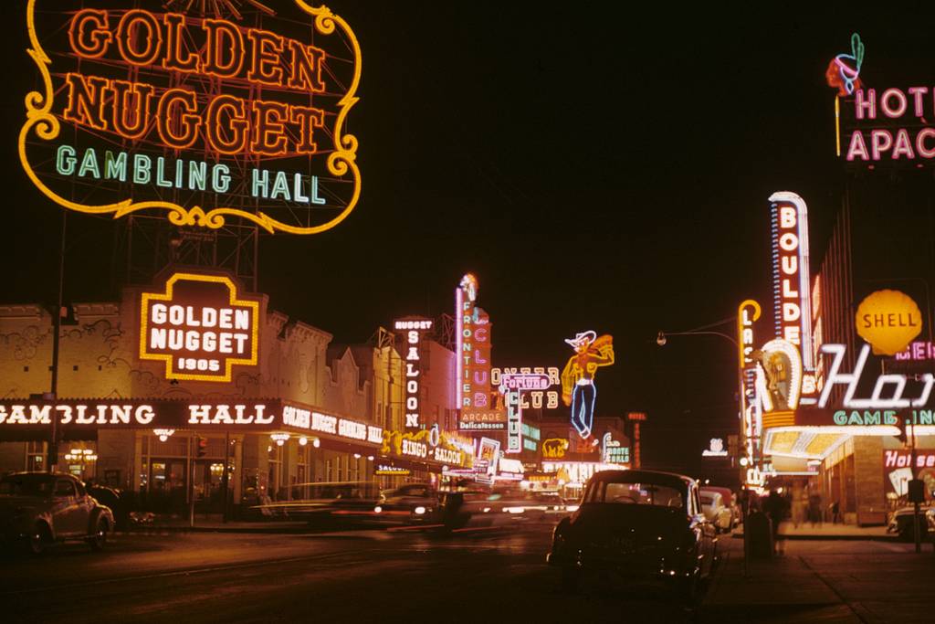 Fremont_Street_1952.jpg