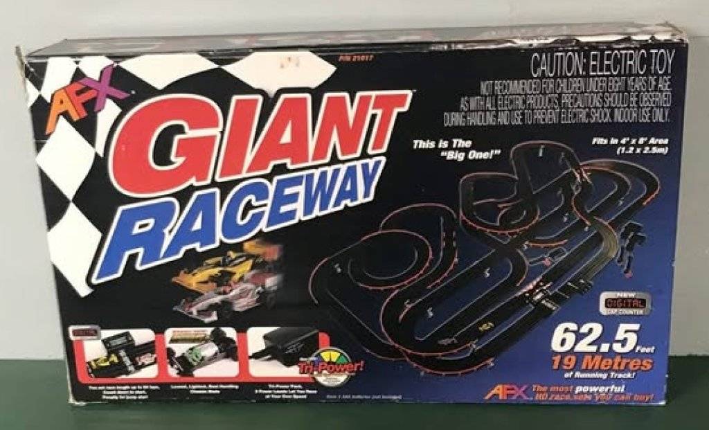 Giant raceway. Slot cars $250 in Middleboro MA.002.jpg