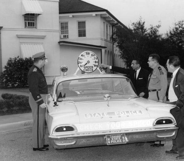 LALouisianaStatePolice1960Ford-vi.jpg