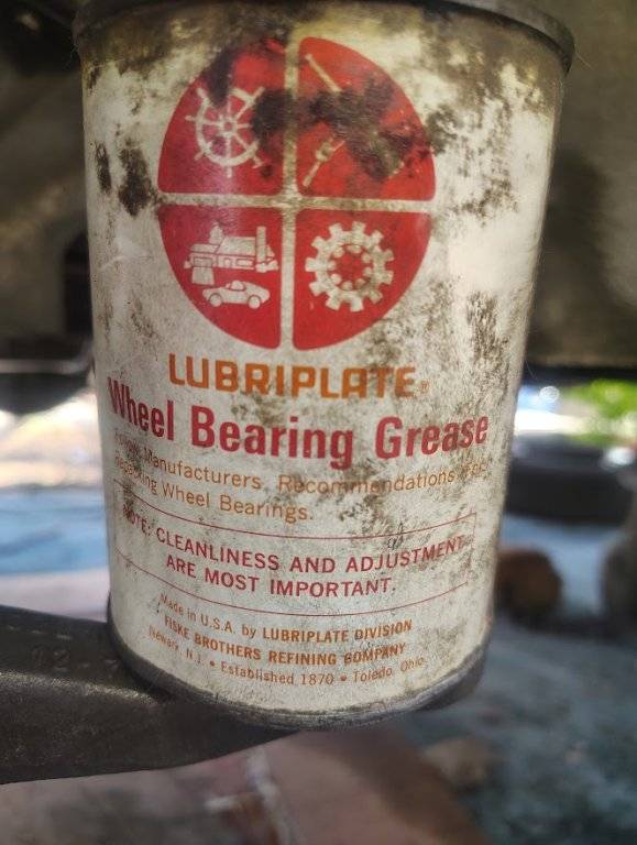 Lubriplate-bearing-grease-can.jpg