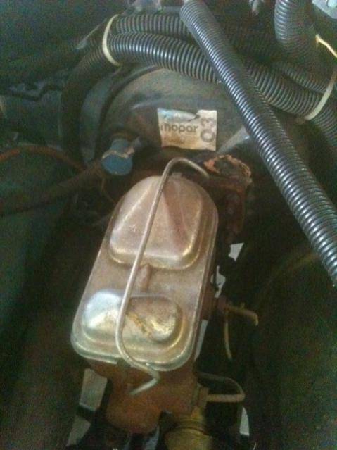 Master cylinder.jpg