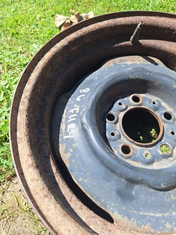 mopar steel wheel 15x7 - PN 4126675.jpg