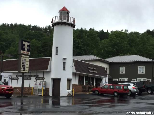 NYCOOlighthouse_scharwark_640x480.jpg