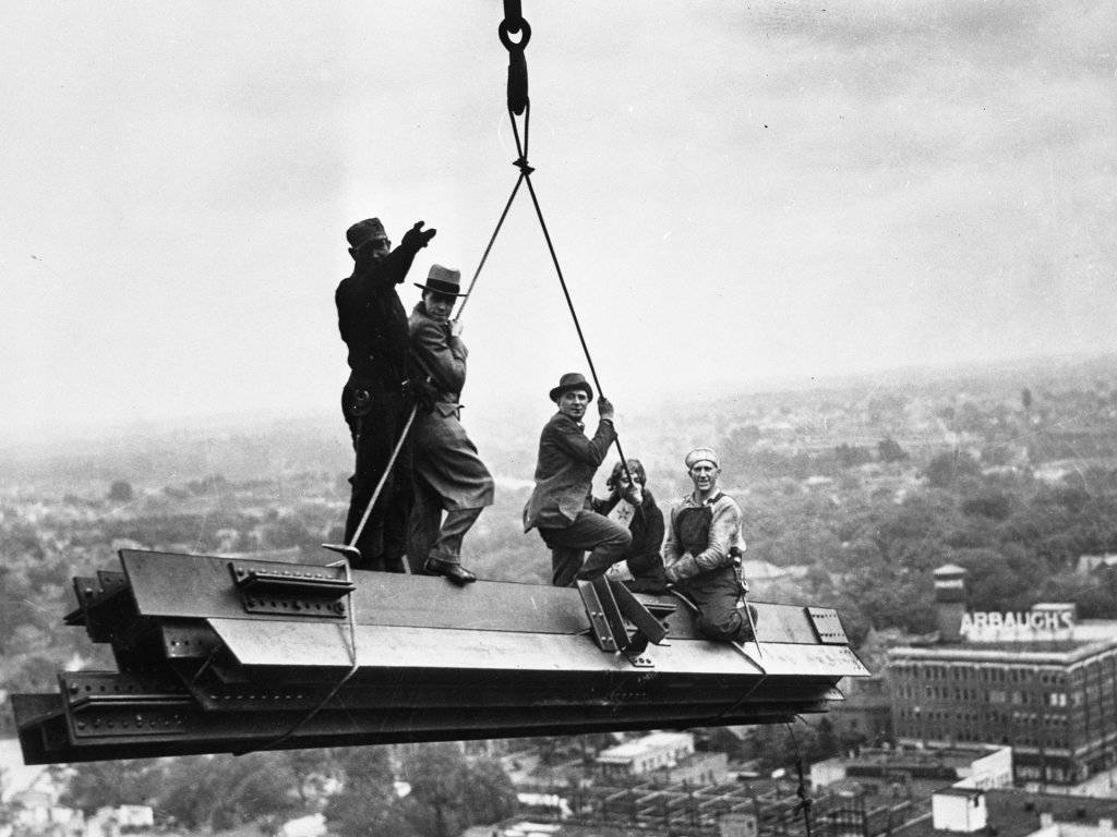 Olds Tower construction Lansing 5 14 1930 a.jpg