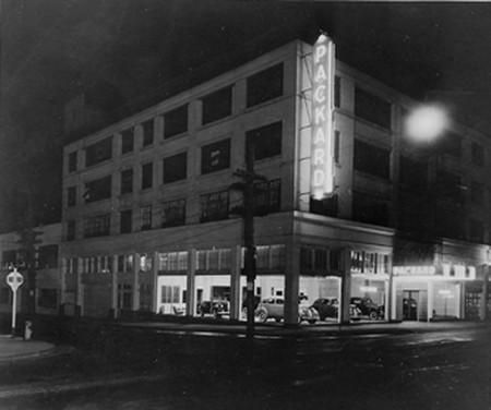 packard-dealership-in-portland.jpg