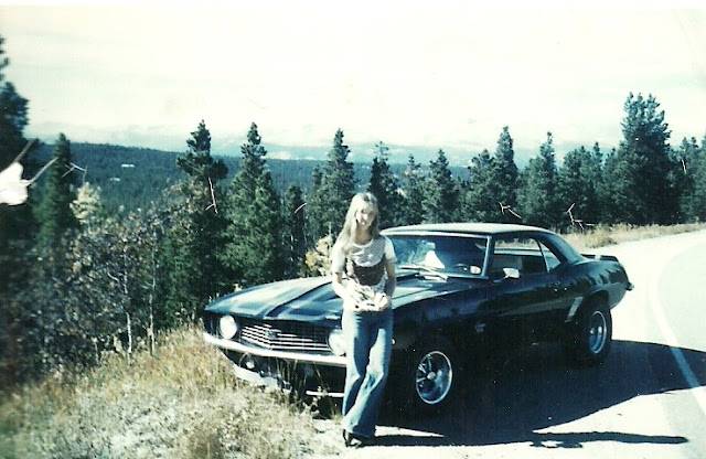 People Posing Next to Their Cars, 1970s (33).jpg