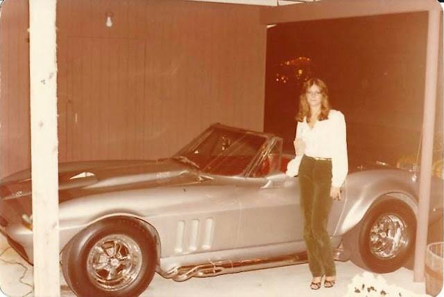 People Posing Next to Their Cars, 1970s (9).jpg